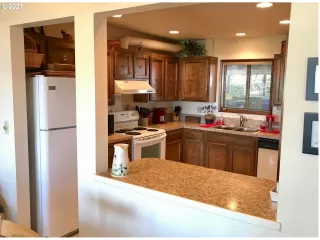 Photo #6: 21197815 Listing 
