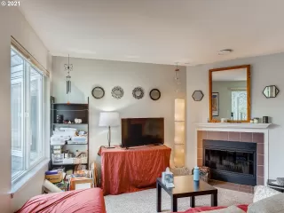 Photo #2: 21197912 Listing