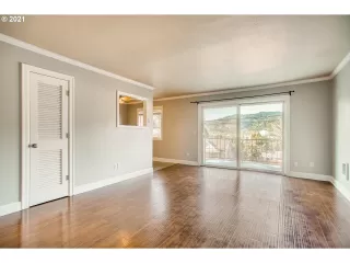 Photo #2: 21198663 Listing