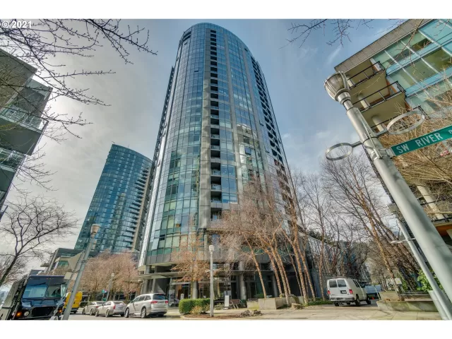 MLS: 21199523 Condo For Sale