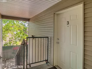 Photo #1: 21200068 Listing