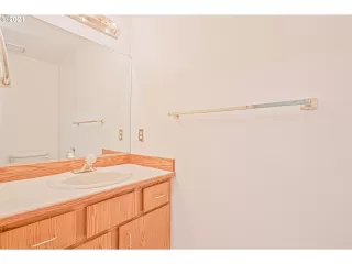 Photo #1: 21200443 Listing