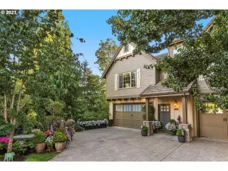 Photo #3: 21201300 Listing