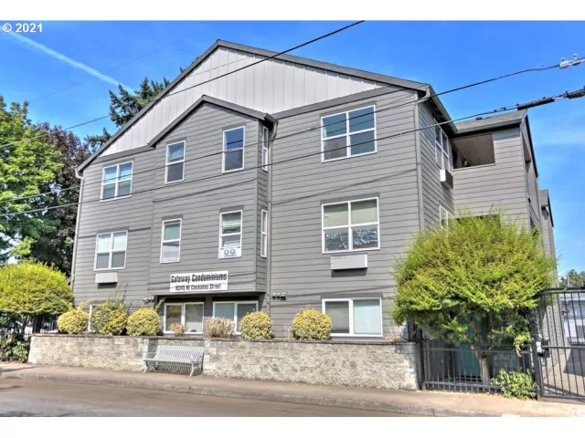 MLS: 21201320 Condo For Sale