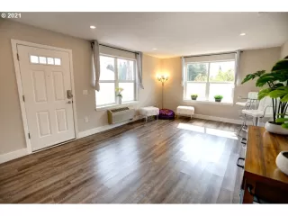 Photo #1: 21201320 Listing