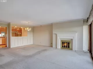 Photo #5: 21201667 Listing