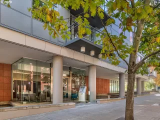 Photo #3: 21203297 Listing