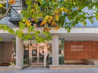 Photo #4: 21203297 Listing