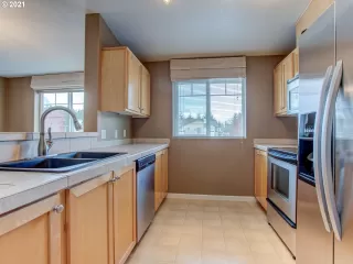 Photo #2: 21203443 Listing