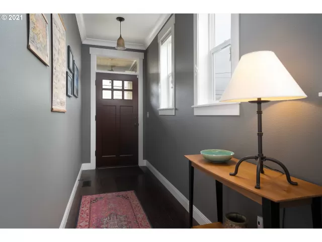 MLS: 21204523 Condo For Sale