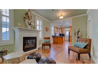 Photo #2: 21205562 Listing 