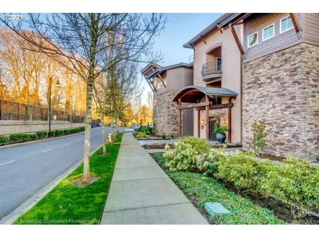 MLS: 21207406 Condo For Sale