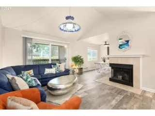 Photo #1: 21210175 Listing 