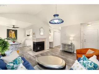 Photo #2: 21210175 Listing 