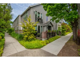 Photo #1: 21211362 Listing
