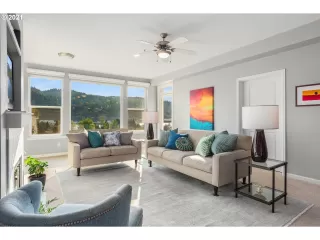 Photo #4: 21211448 Listing