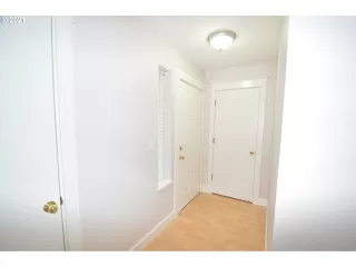 Photo #2: 21211519 Listing