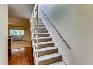 Photo #3: 21211627 Listing