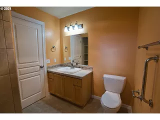 Photo #1: 21211732 Listing