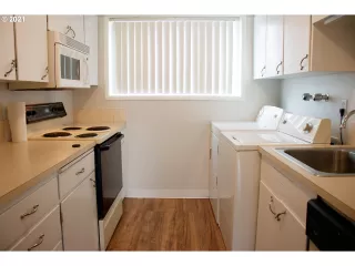 Photo #2: 21211817 Listing