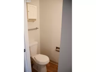 Photo #4: 21211817 Listing