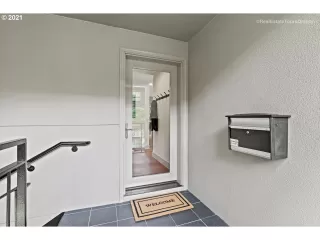 Photo #2: 21211922 Listing