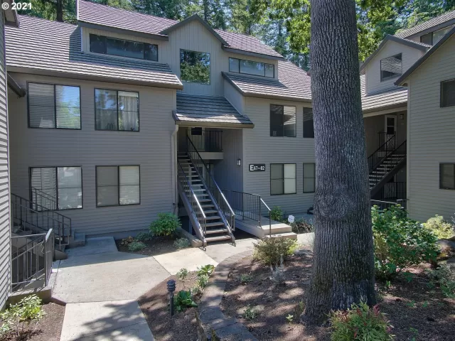 MLS: 21211996 Condo For Sale