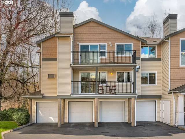 MLS: 21212008 Condo For Sale