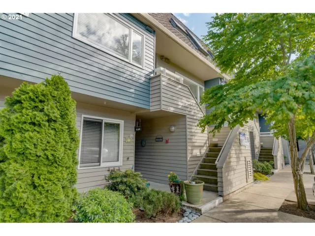 MLS: 21212809 Condo For Sale