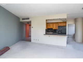 Photo #6: 21213813 Listing 