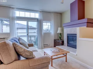 Photo #5: 21214179 Listing 