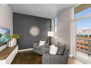 Photo #5: 21214695 Listing