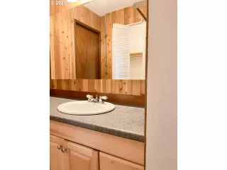 Photo #2: 21216044 Listing