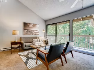 Photo #1: 21216917 Listing