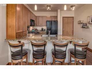 Photo #6: 21217181 Listing