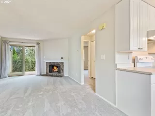 Photo #4: 21217403 Listing 