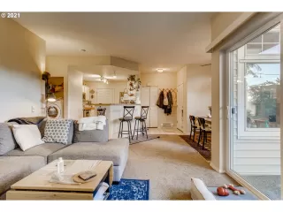 Photo #6: 21217826 Listing 