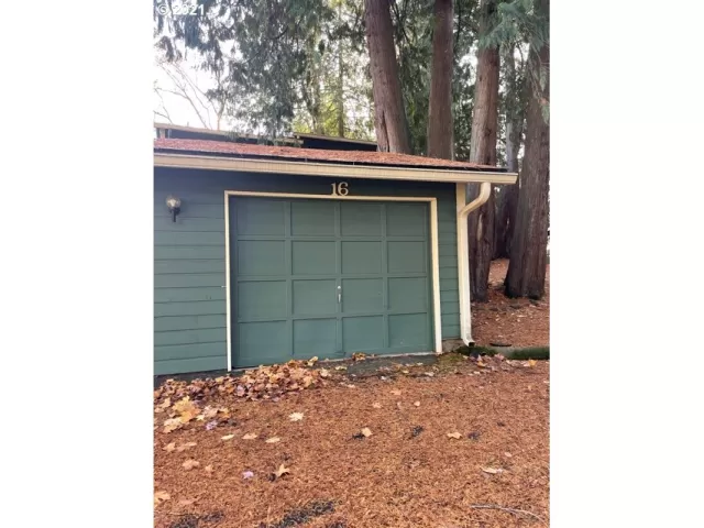 MLS: 21217917 Condo For Sale