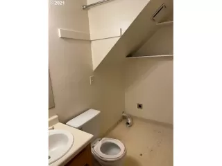 Photo #3: 21217917 Listing