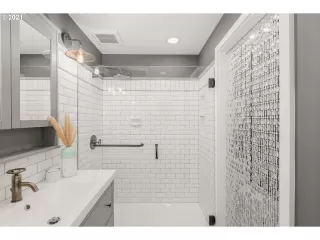 Photo #1: 21218175 Listing 