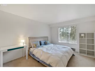 Photo #4: 21218284 Listing