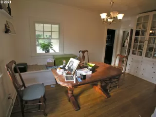 Photo #6: 21218894 Listing