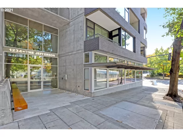 MLS: 21218954 Condo For Sale