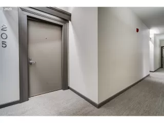 Photo #4: 21219130 Listing 