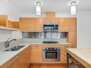 Photo #5: 21221154 Listing 