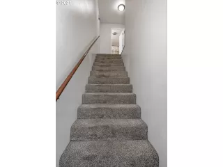 Photo #3: 21221306 Listing