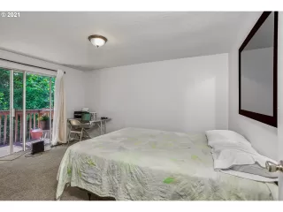 Photo #5: 21221306 Listing