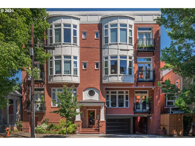 MLS: 21221636 Condo For Sale