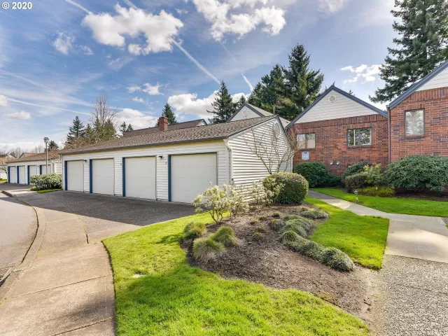 MLS: 21221677 Condo For Sale
