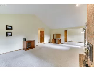 Photo #3: 21221677 Listing 
